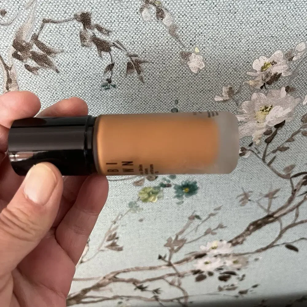 Bobbi Brown Weightless Skin Foundation SPF 15 W-086 Warm Almond
